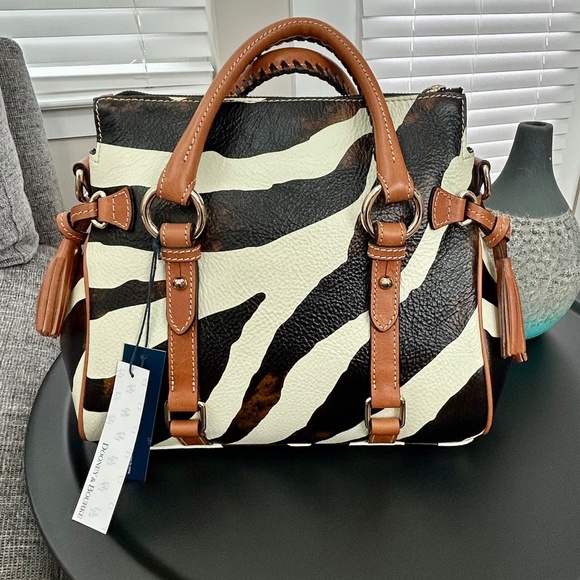 NEW! DOONEY & BOURKE LARGE SATCHEL/WALLET SET - Picture 3 of 10